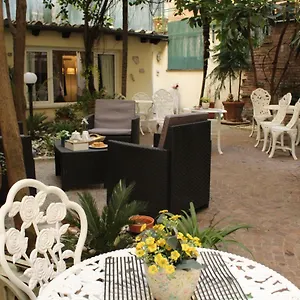 3* Bed & Breakfast Domus Dea